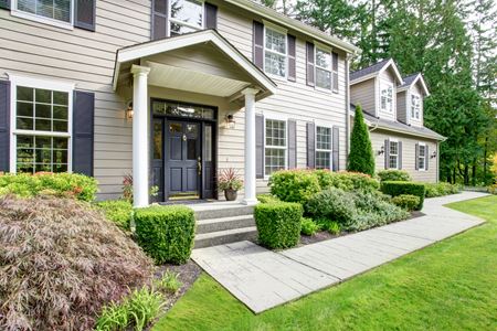 Creative Landscaping Ideas to Enhance Curb Appeal